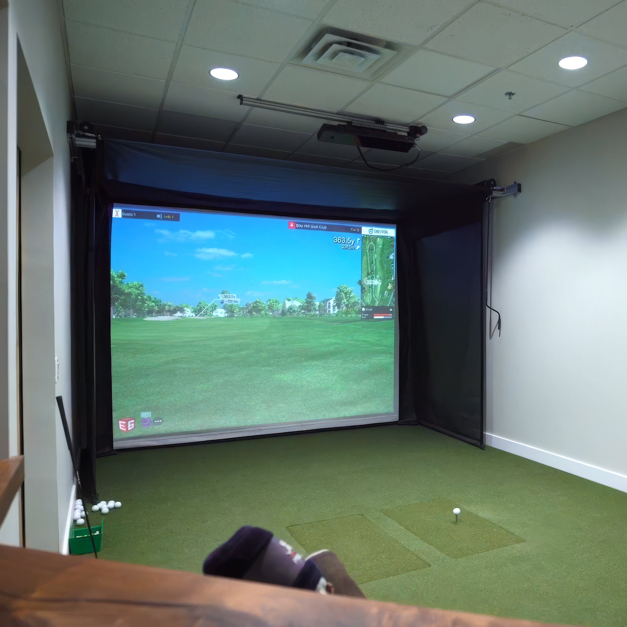 Vanish Series Retractable Golf Enclosure (Vanish 13H)