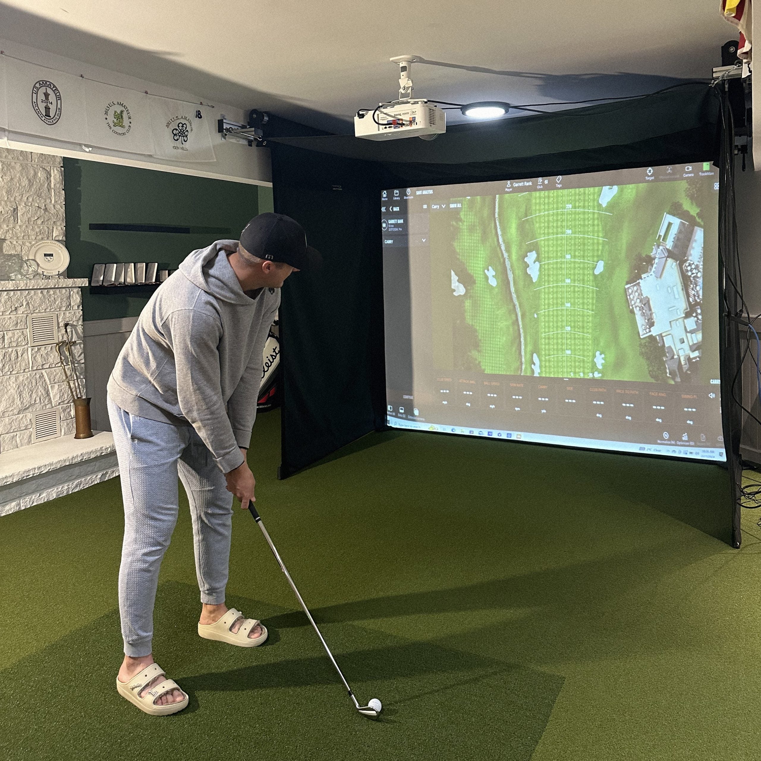 Vanish Series Retractable Golf Enclosure (Vanish 11)