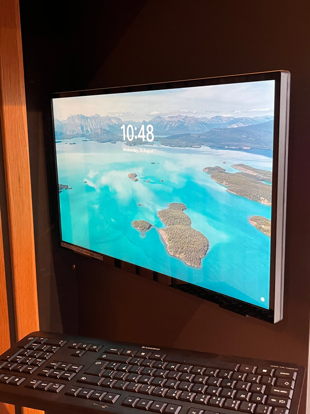 2nd Hand  - EYE Min, Screen, Gaming PC & Touchscreen